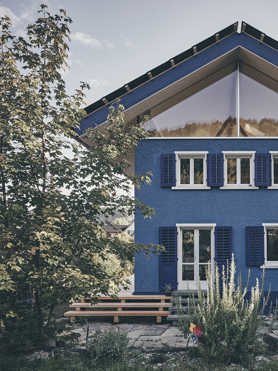 飞檐住宅丨Lorenz Bachmann Architect ETH SIA-7