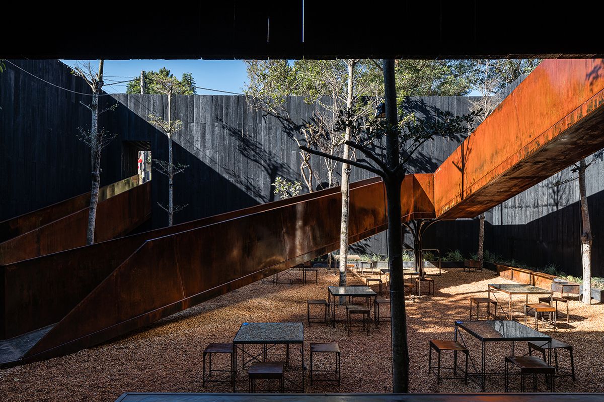 山餐厅 或 雅姆餐厅 或 亚姆餐厅-95