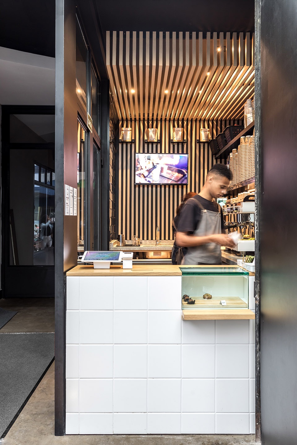 两个咖啡站，巴西 / Studio Boscardin.Corsi Arquitetura-37