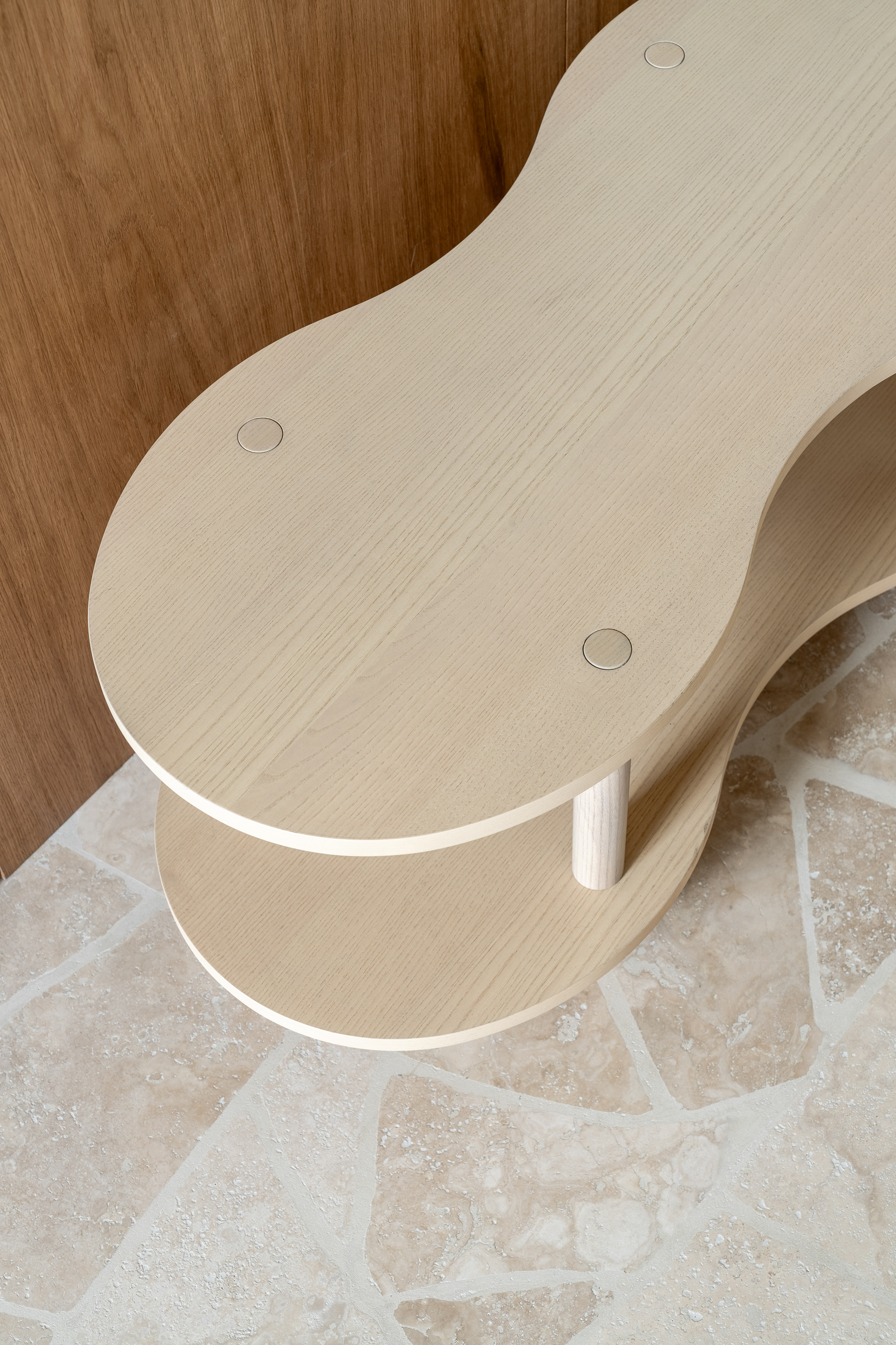 VSLKVSKA | A two-story apartment design-33