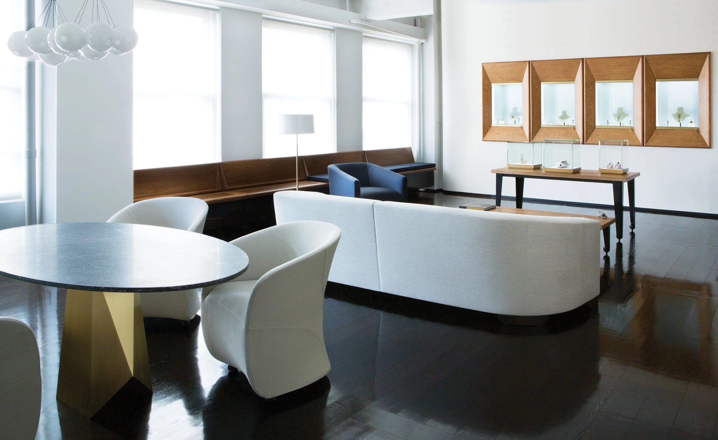 Yael Sonia Showroom-40