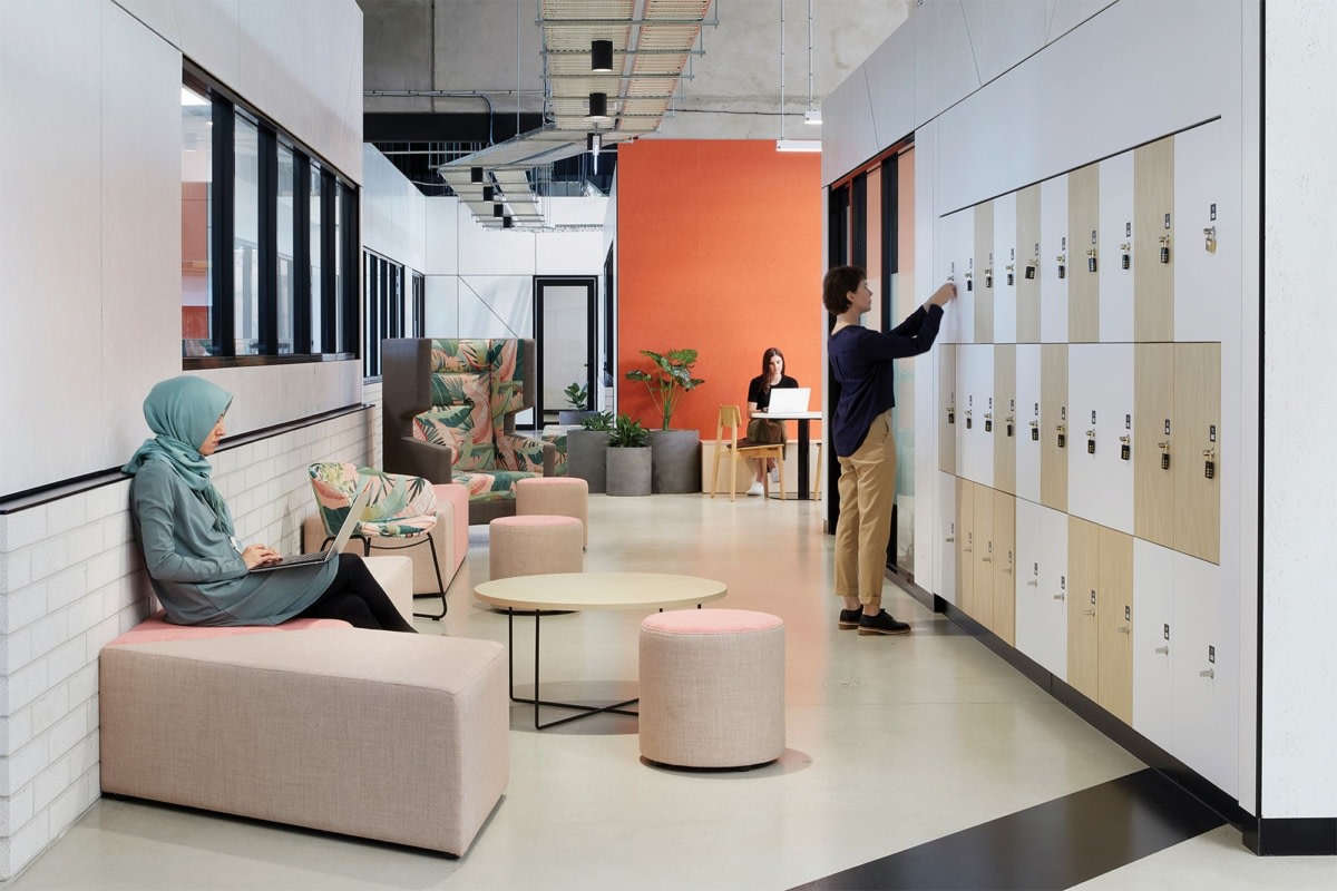 阳光校园 · 墨尔本劣势区中学设计丨澳大利亚墨尔本丨Gray Puksand-13