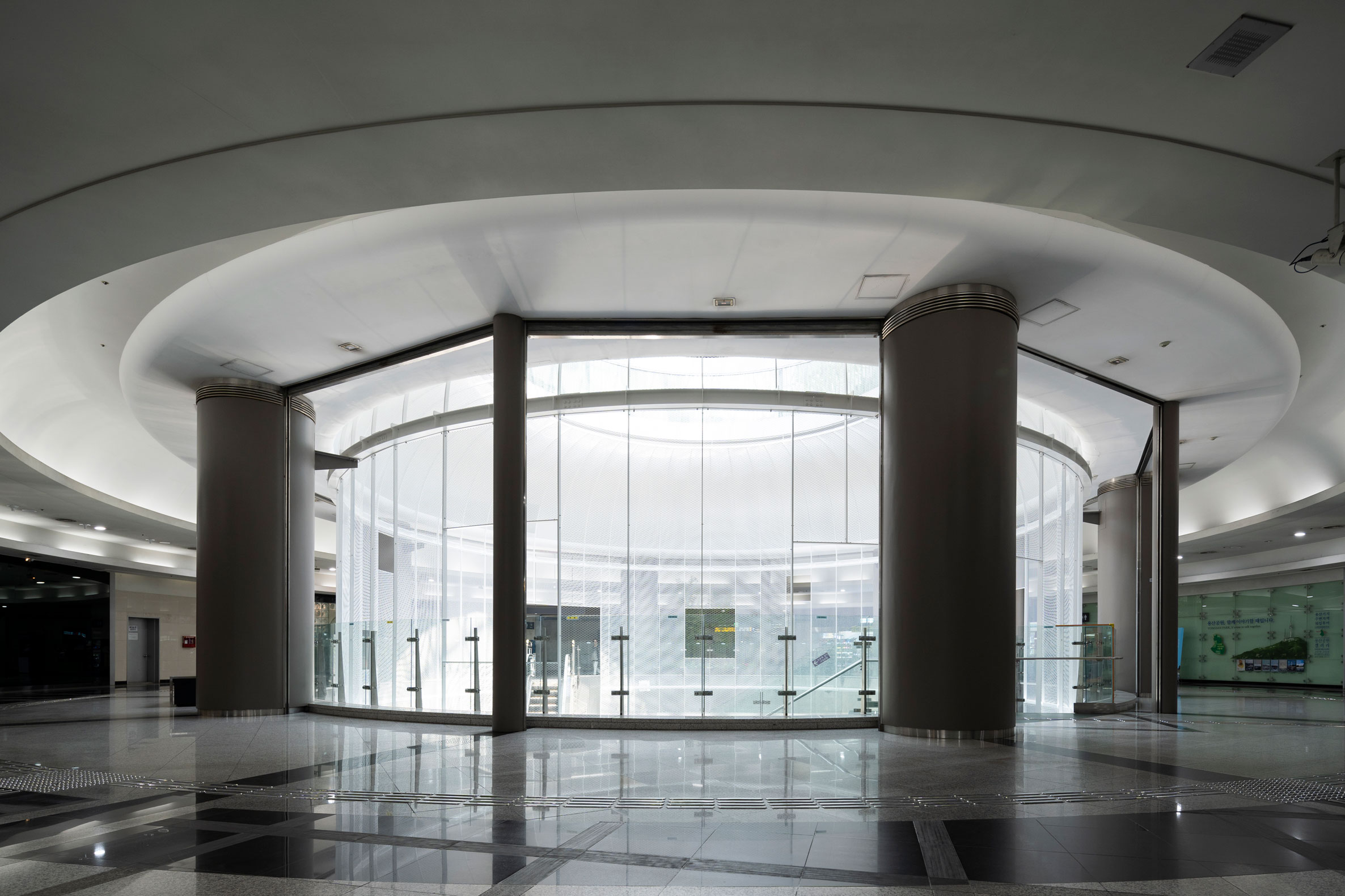 光之舞 | 首尔车站冥想空间-8