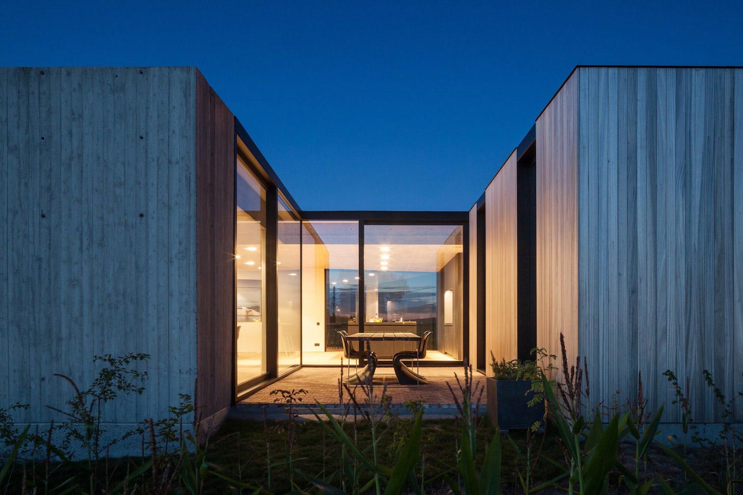 The setting of a family house which has a great impact on its design   CAANdesign  Architecture and home design blog-19