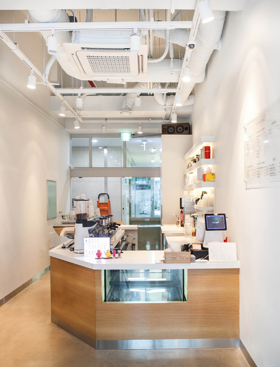 首尔道峰区 10 坪现代咖啡厅设计-2