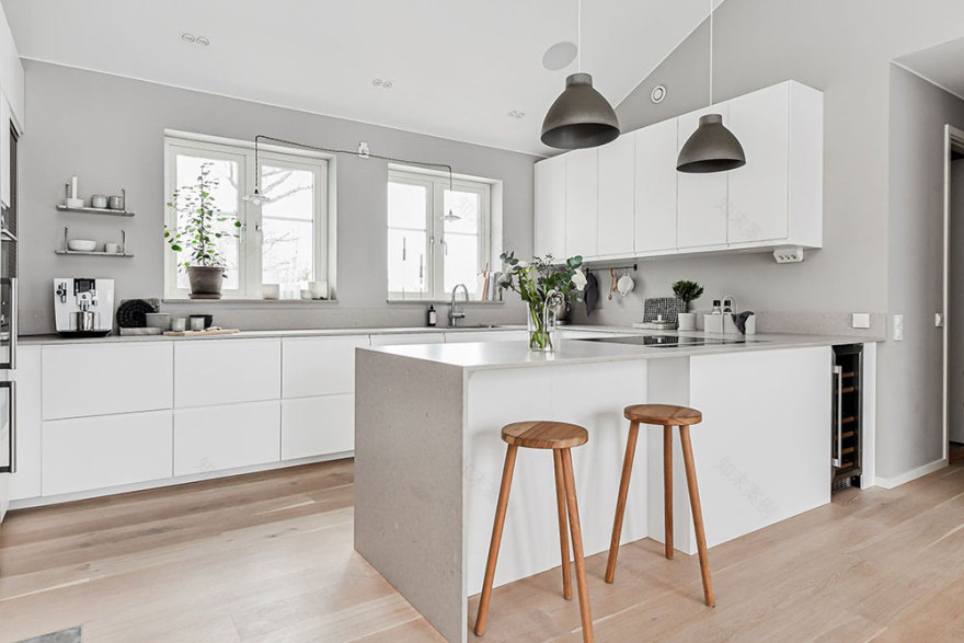 斯堪的纳维亚风格宽敞乡村别墅-12