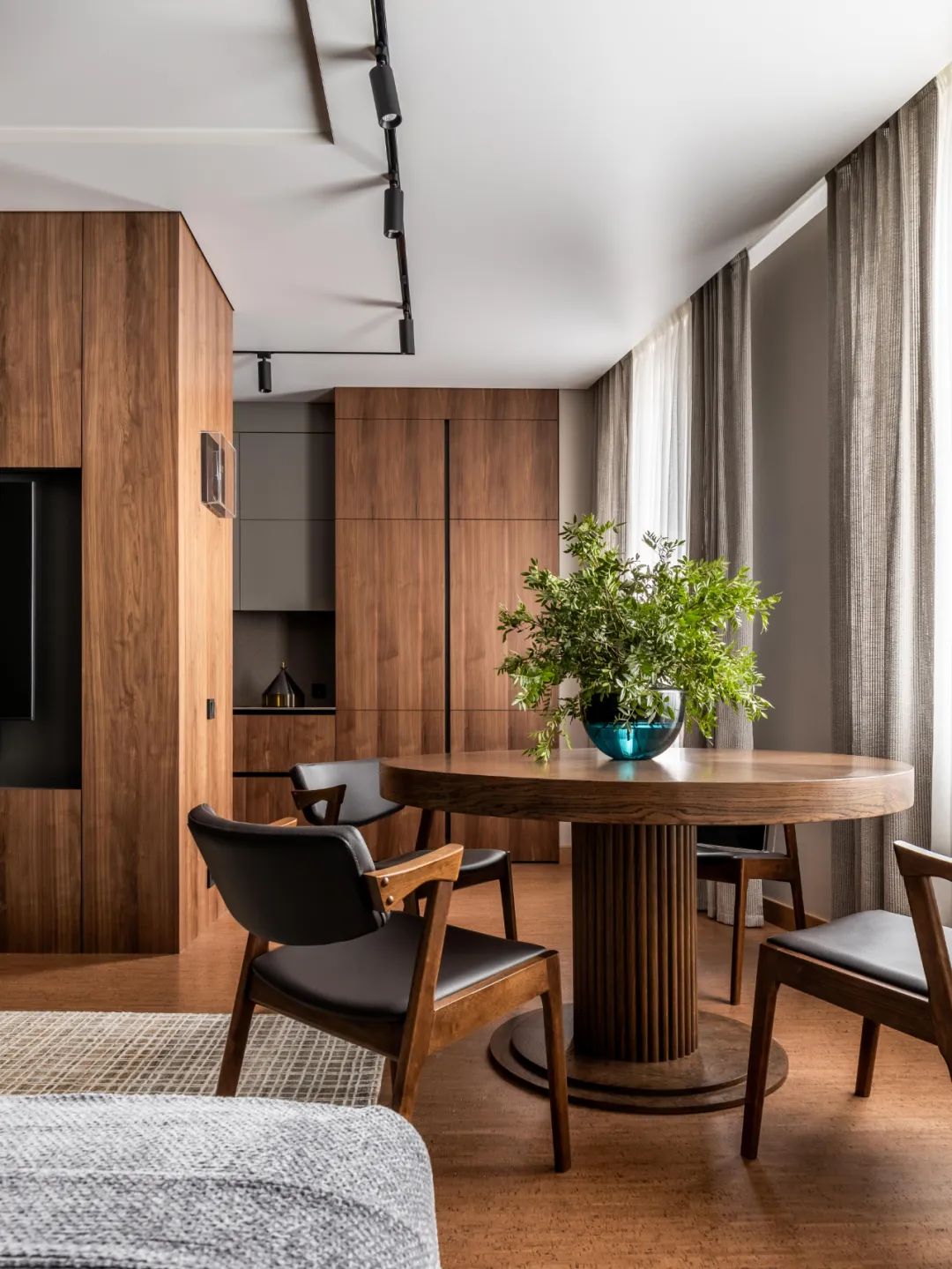 原木风设计,打造温馨舒适之家丨Albina Morozova-4