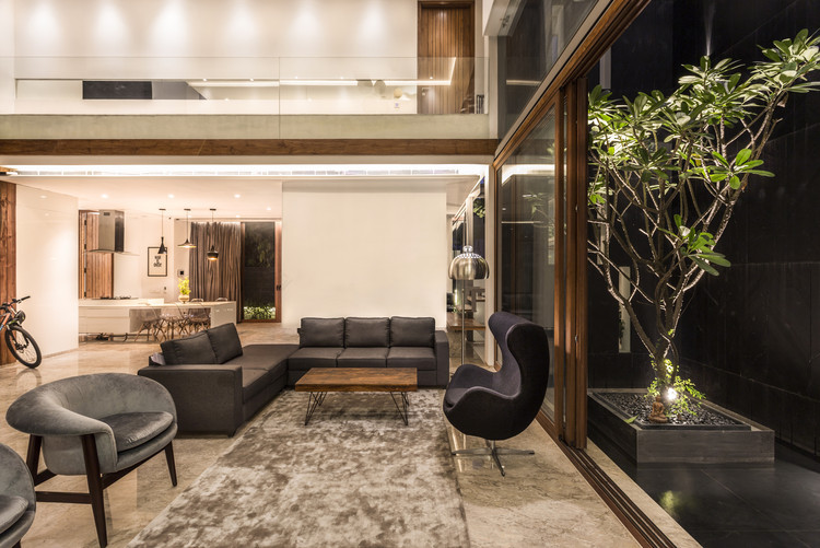 Charged Voids 住宅-35