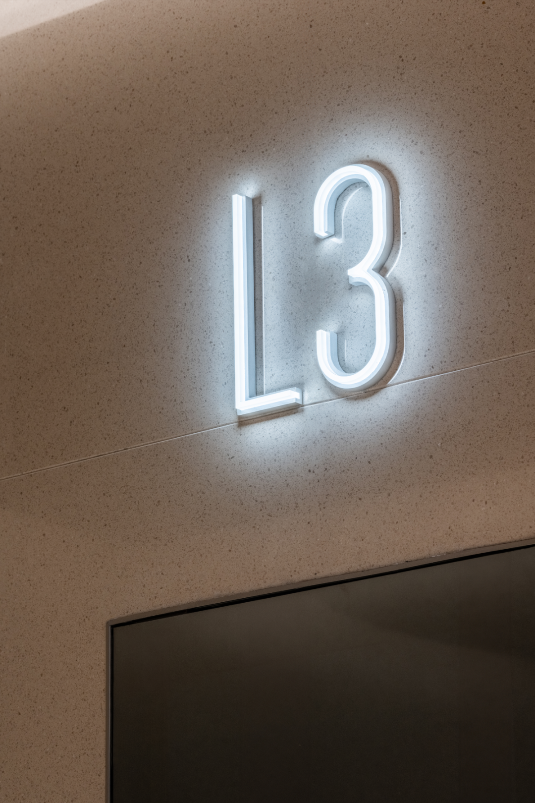 上海徐汇万科广场 | 城市地毯 自然来野丨中国上海丨上海柏熙标识有限公司-67