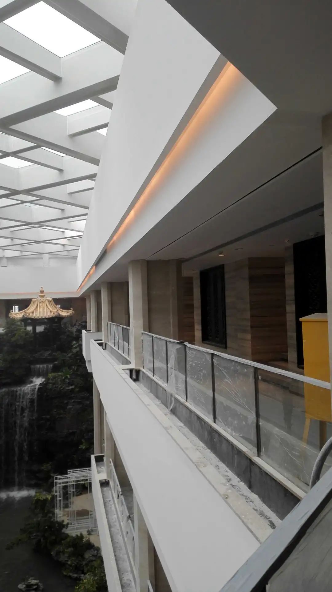 广州白天鹅宾馆酒店大堂设计丨中国广州-31