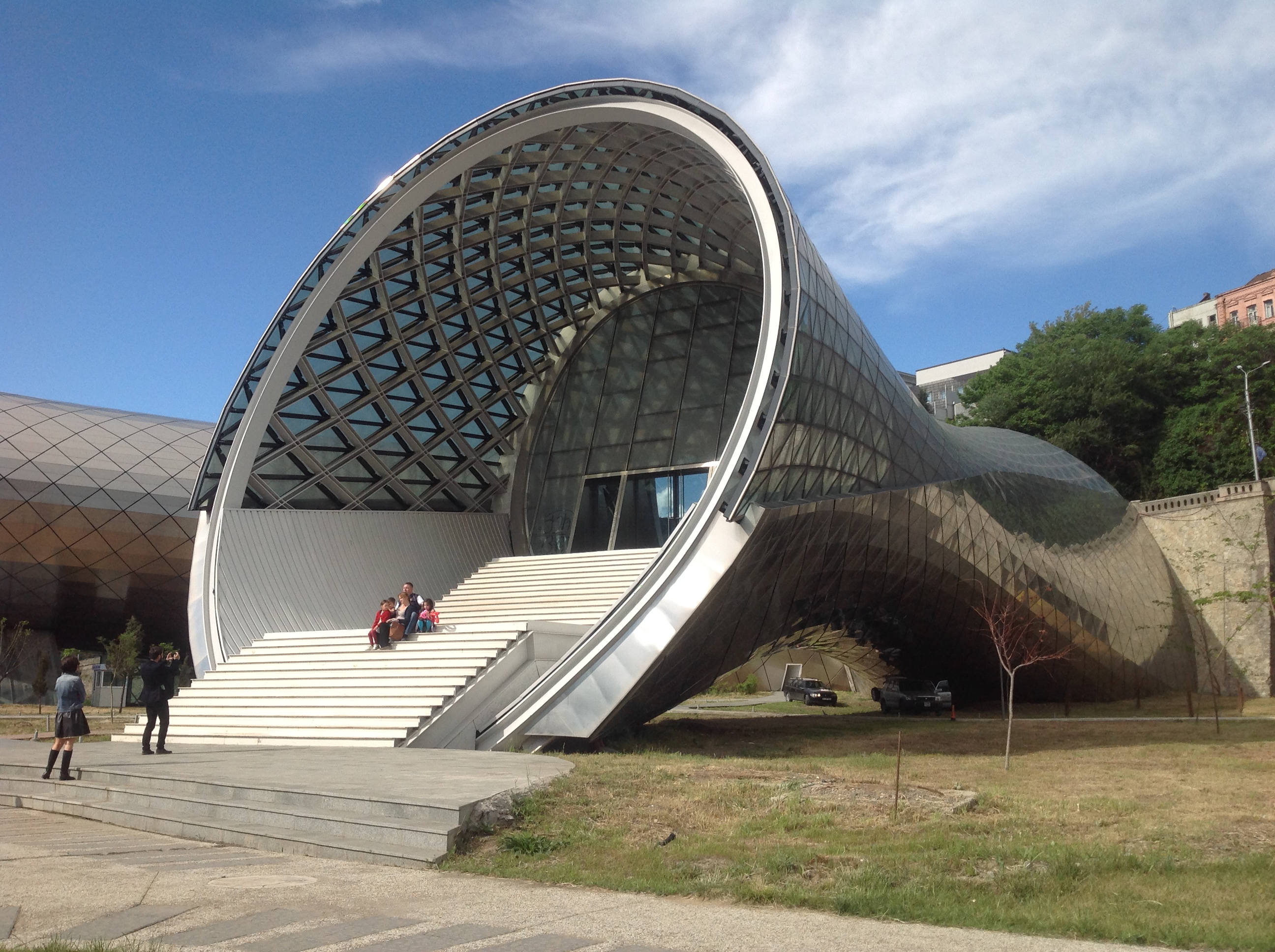 Fuksas 夫妇打造格鲁吉亚绿色公园音乐剧院与展览馆-16