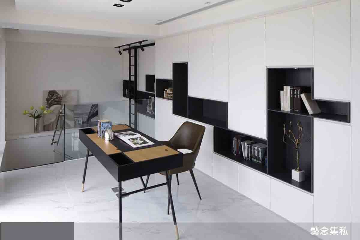 297㎡楼中楼现代住宅  艺念集私空间设计-11