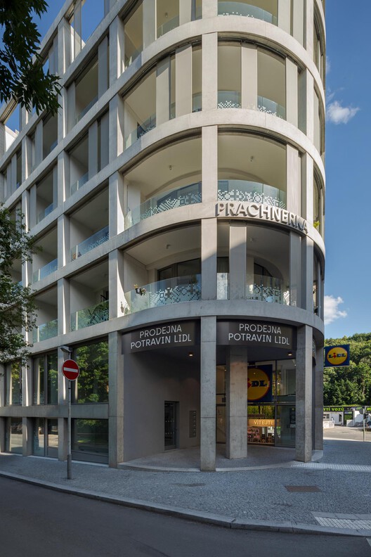 Prachnerova 公寓丨捷克丨A.LT Architekti-21