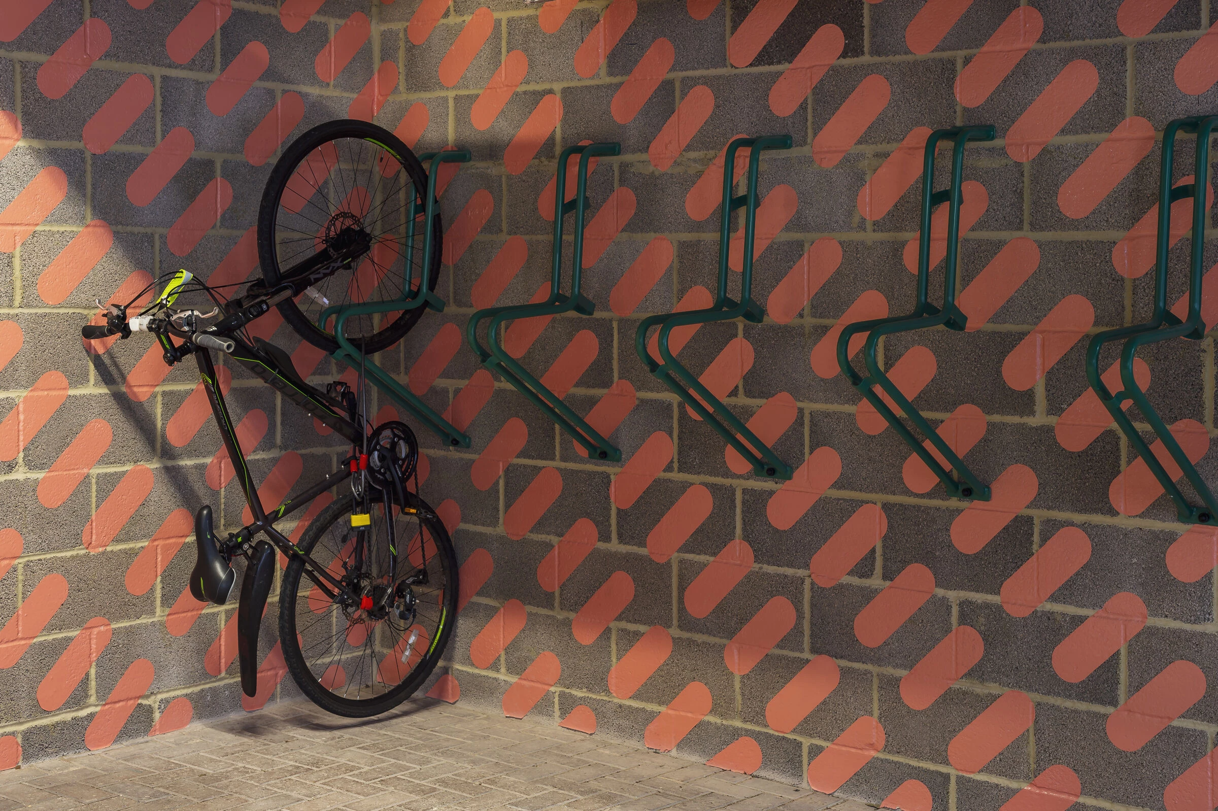 英国南安普敦 Mountbatten House 海滨风格办公室设计丨Hawkins,Brown,bUd studio-10