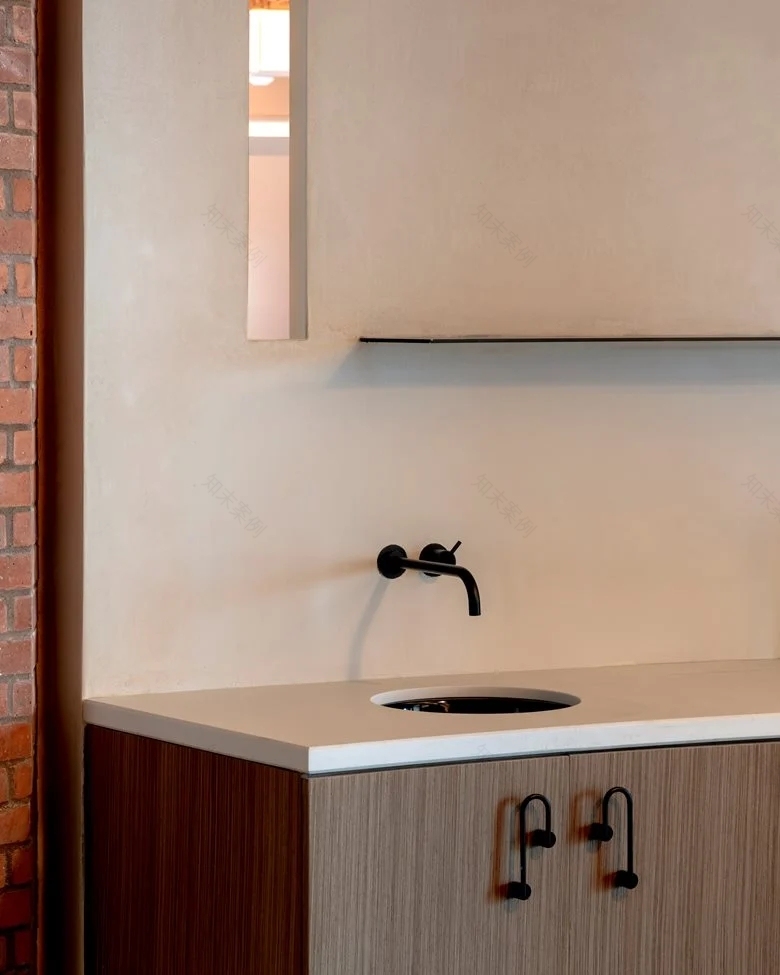 柔和曲线和原始纹理结合低调时尚的办公室设计 - 戈者设计 | 戈者设计-11