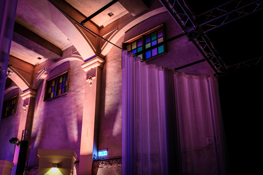 華文朗讀節《在夢中朗讀》空間策展及製作設計丨山峸製作設計-20