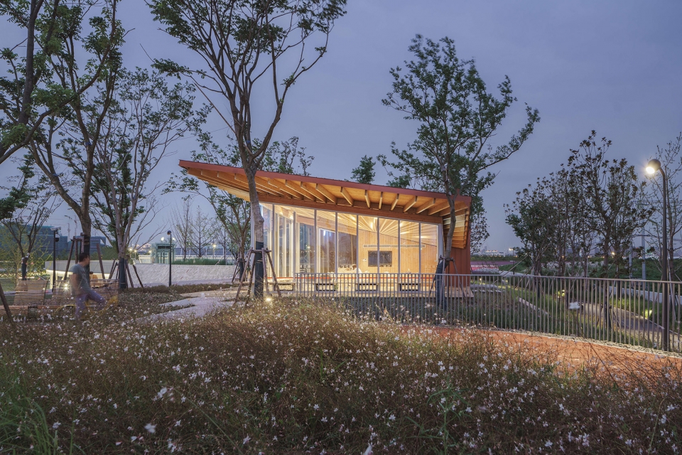 上海东岸望江驿 | 简约实用的沿江公共空间-93