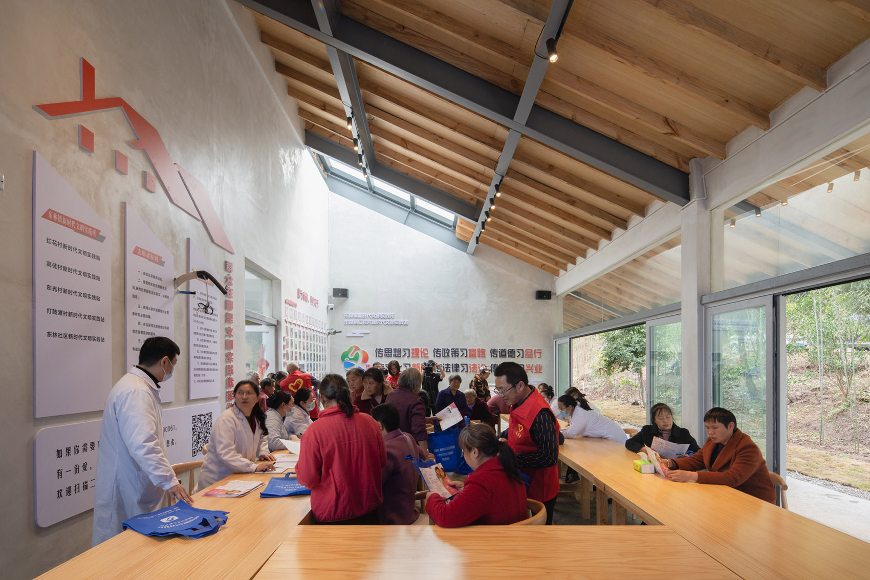 乐山东林村镇文化中心 | 传统与现代交融的乡村社交空间-83