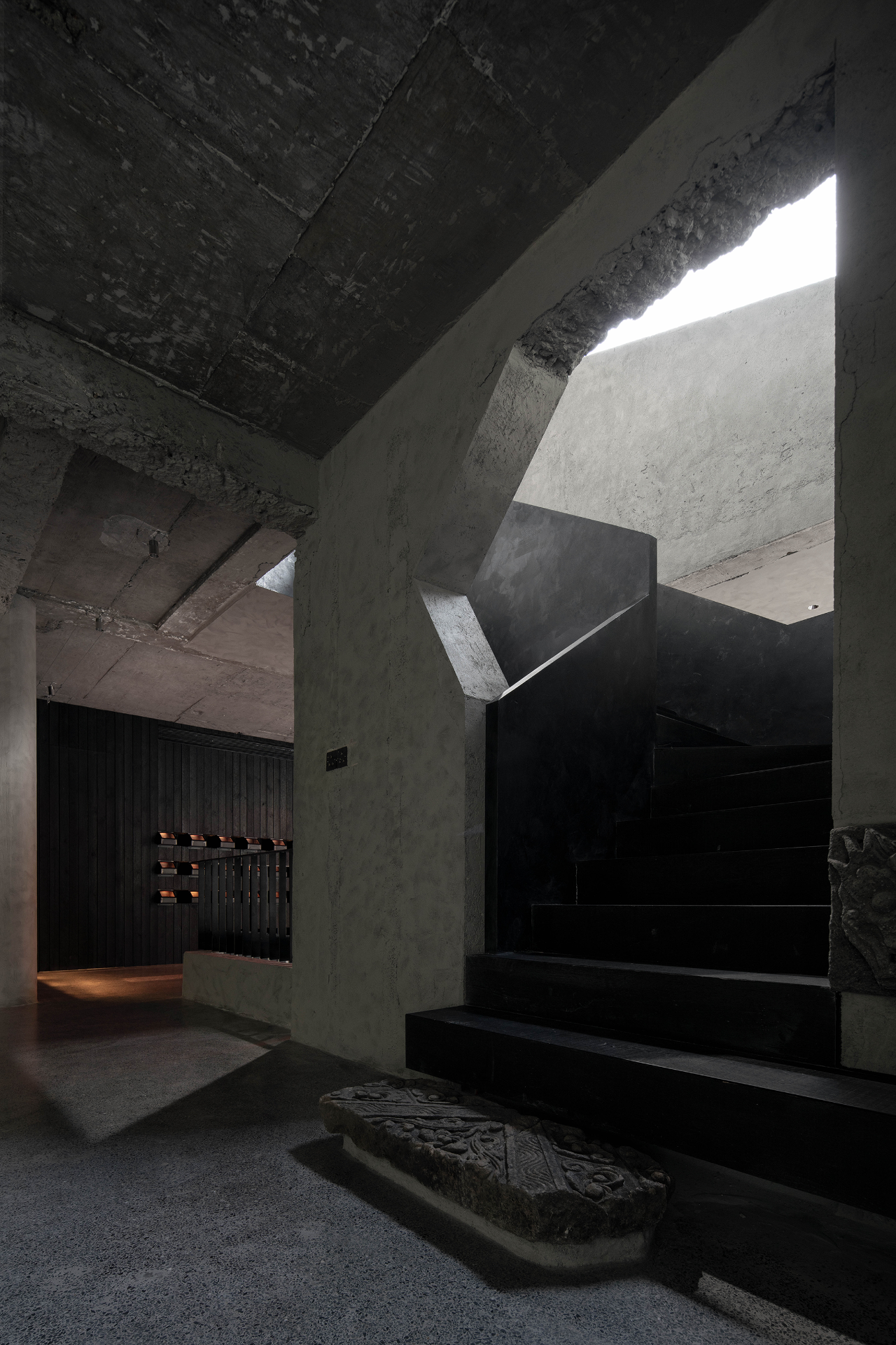 檀雀 TANCHUR 艺术展厅丨中国景德镇丨一影设计-37