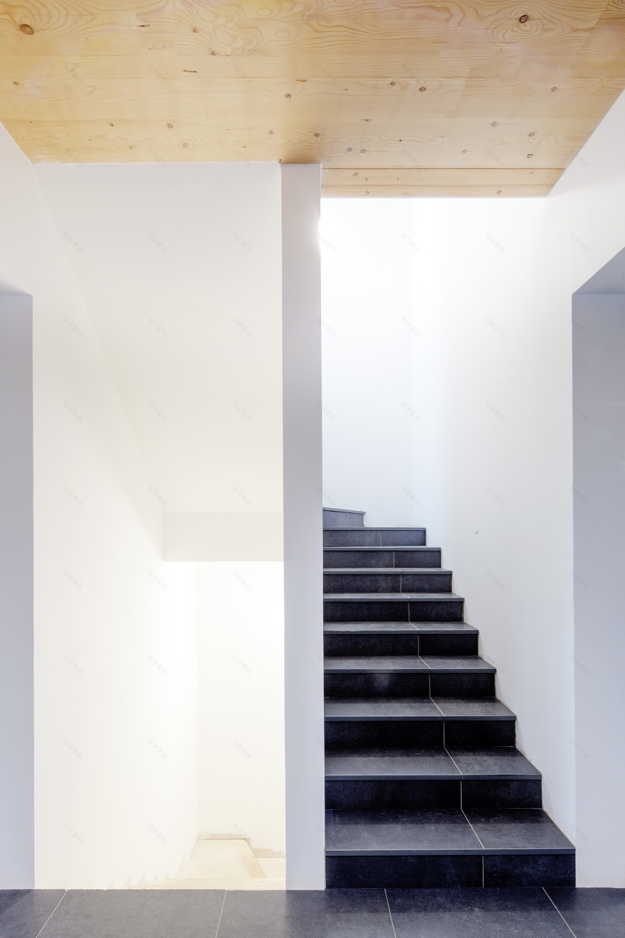 IT'S Studio 丨别墅建筑丨 HUB——工业遗址上的创新之作-29