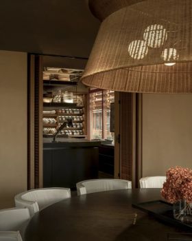 CCD上海总部 530㎡ 新办公室丨于繁華中落筆，以克制寫意