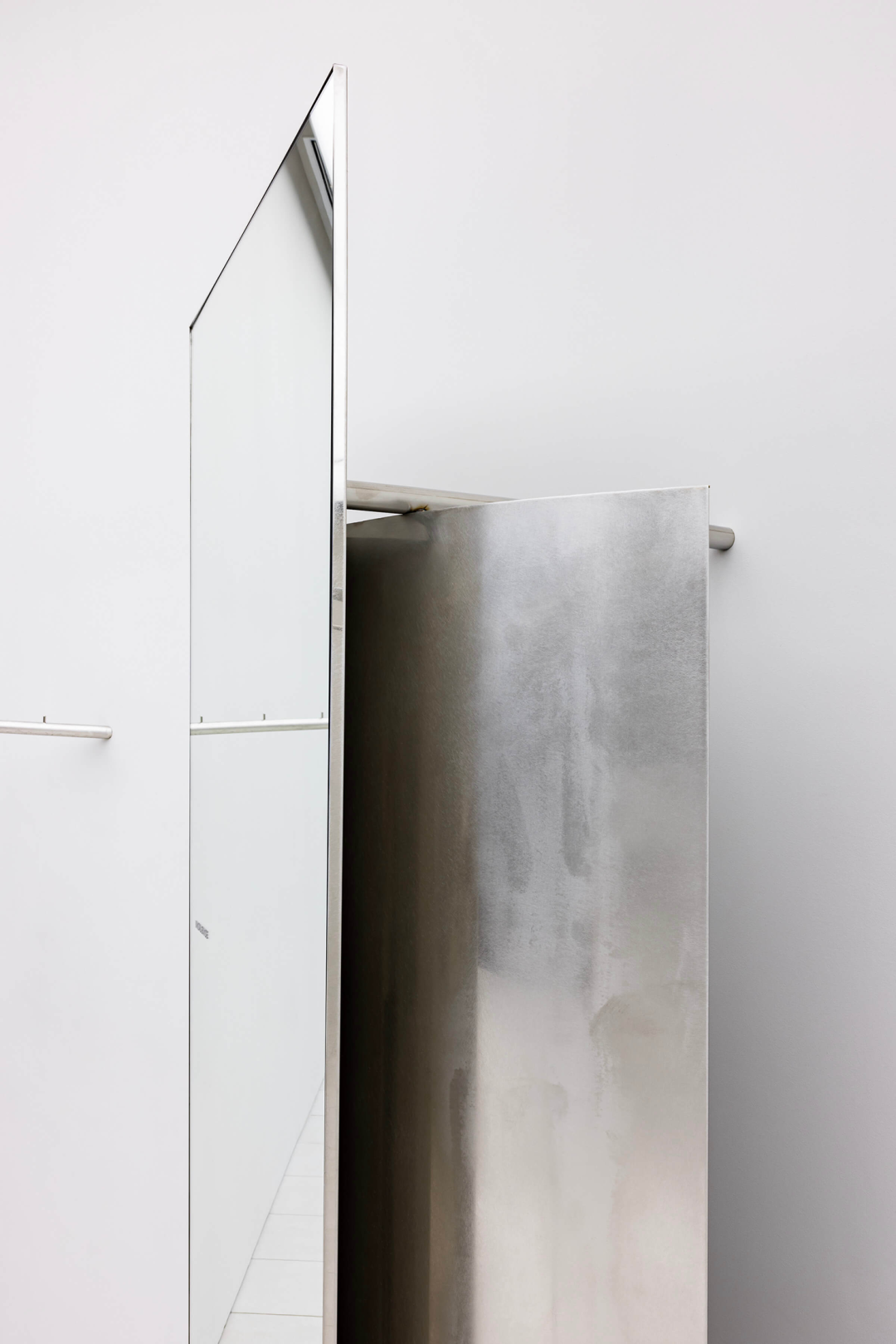 韩国  Creative Studio Unravel 10 个先锋设计 -365