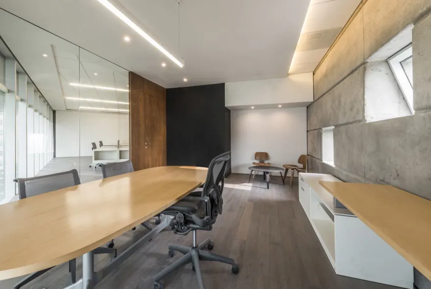 墨西哥城地标建筑——Torre Reforma 展示办公室-14