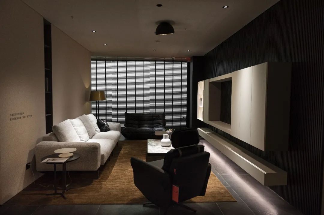 D&B HOME | 一场家居卖场的“橙色风潮”-52