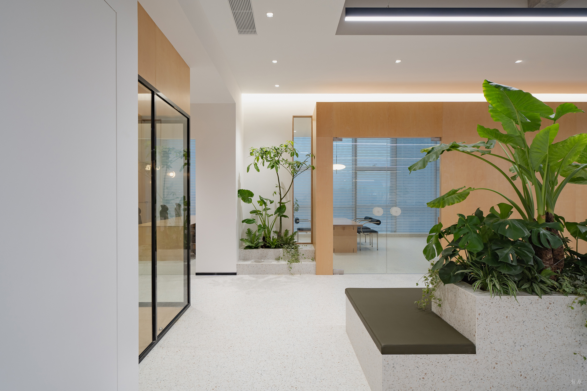 傲思拓办公室丨中国深圳丨Informal异规设计-70