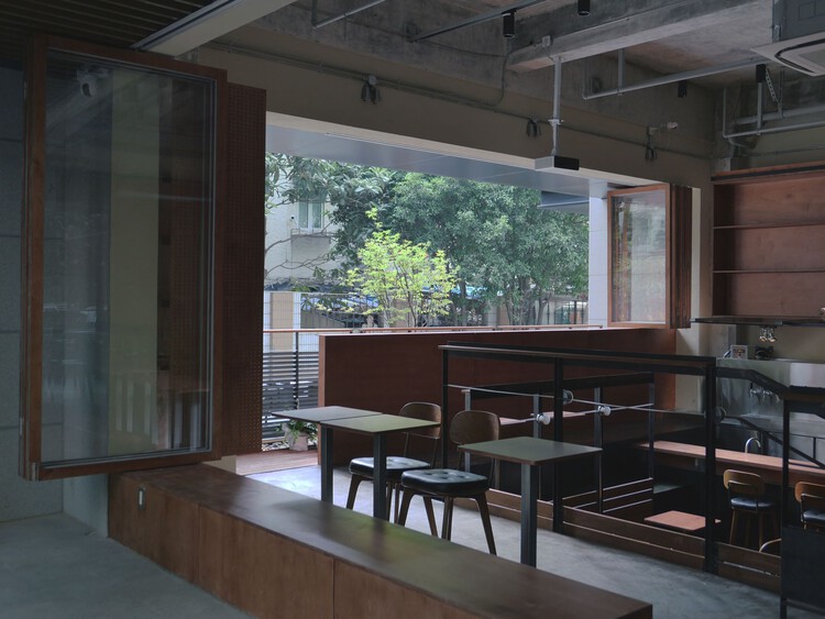 上海 Clipboard 酒吧 | 工业风与温馨氛围的完美融合-20