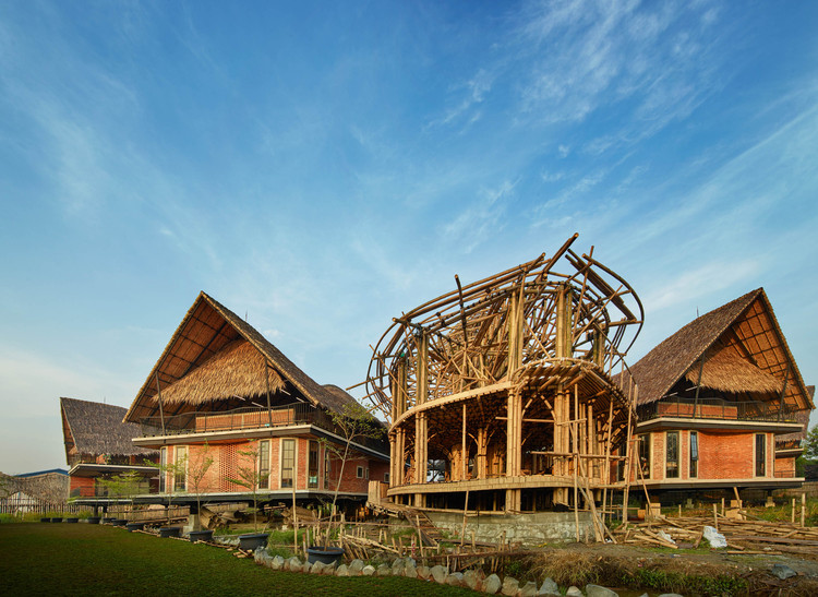 School of Alfa Omega  RAW Architecture-51