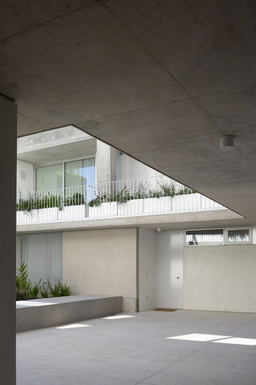 阿根廷混凝土住宅楼丨阿根廷布宜诺斯艾利斯丨Cottet Iachetti Arquitectos-32