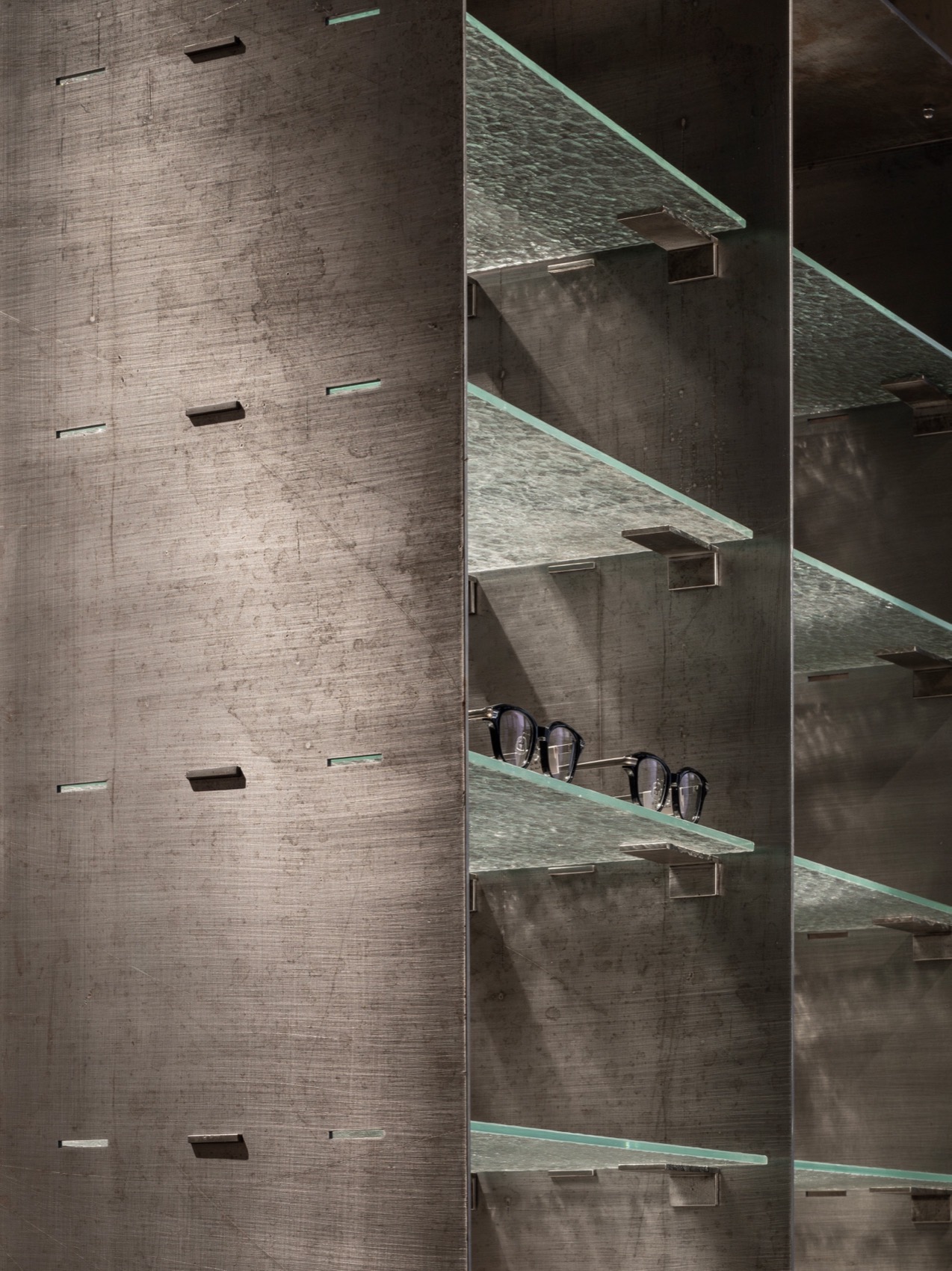 白山眼镜店(上海张园店)丨中国上海丨Each Design 弋尺设计-45