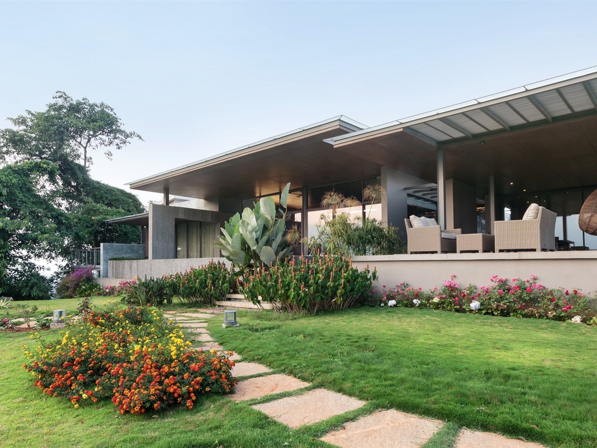 印度小山上的家-3