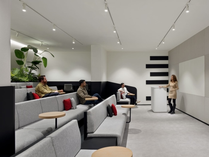 Sephora Offices - Istanbul | Office Snapshots-25