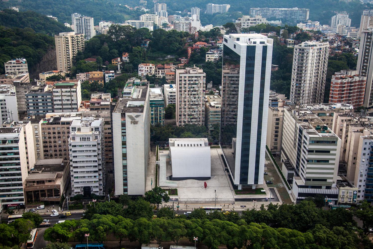 奥斯卡·尼迈耶与文化中心 · FGV-1