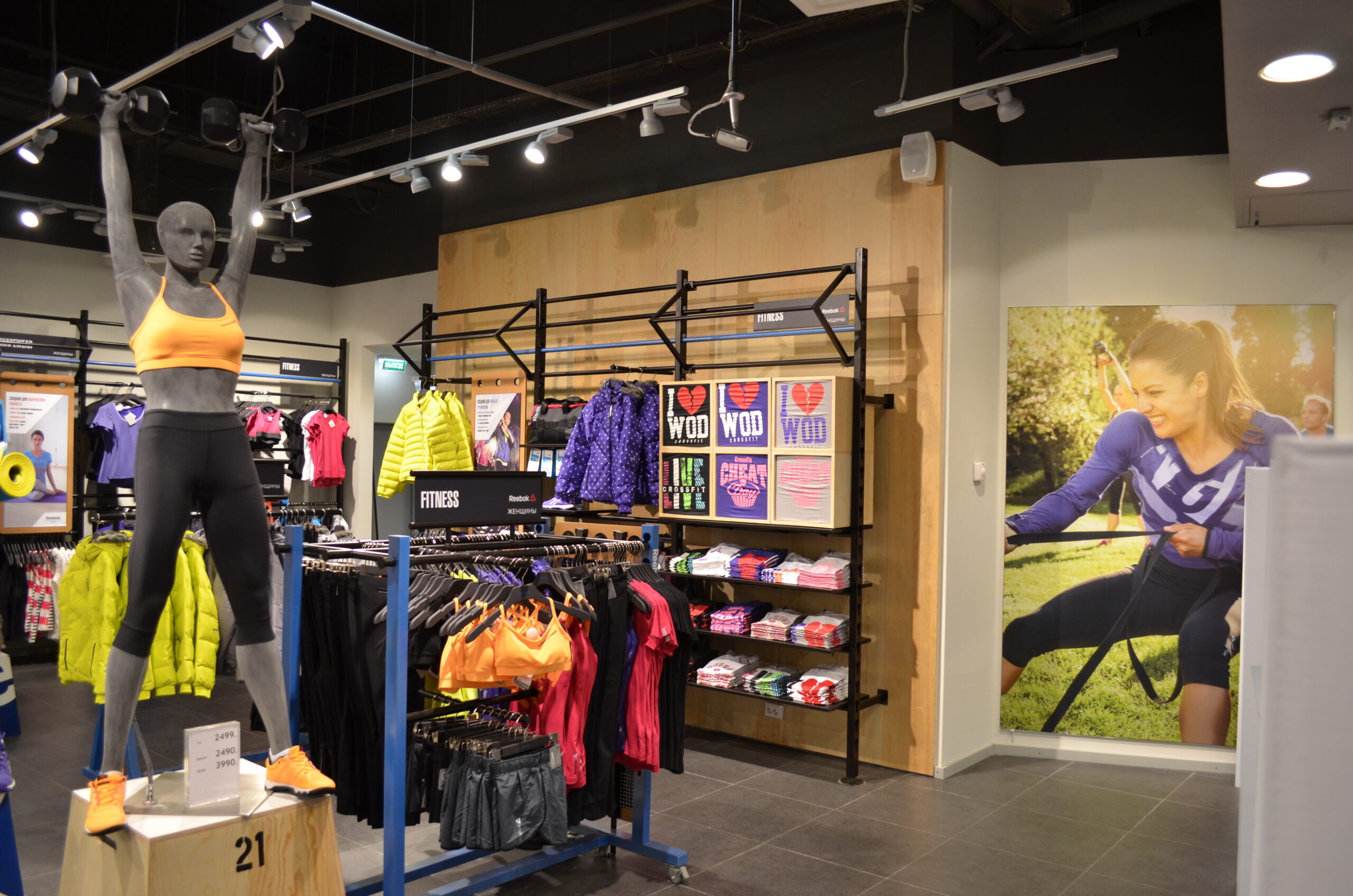 “Reebok”商店设计丨ARXY工作室-10