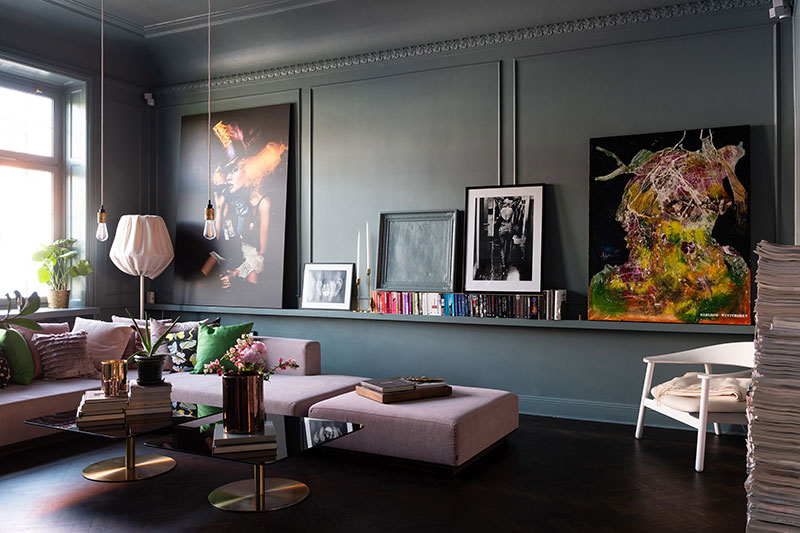 带有缤纷时尚细节的暗色调公寓-7