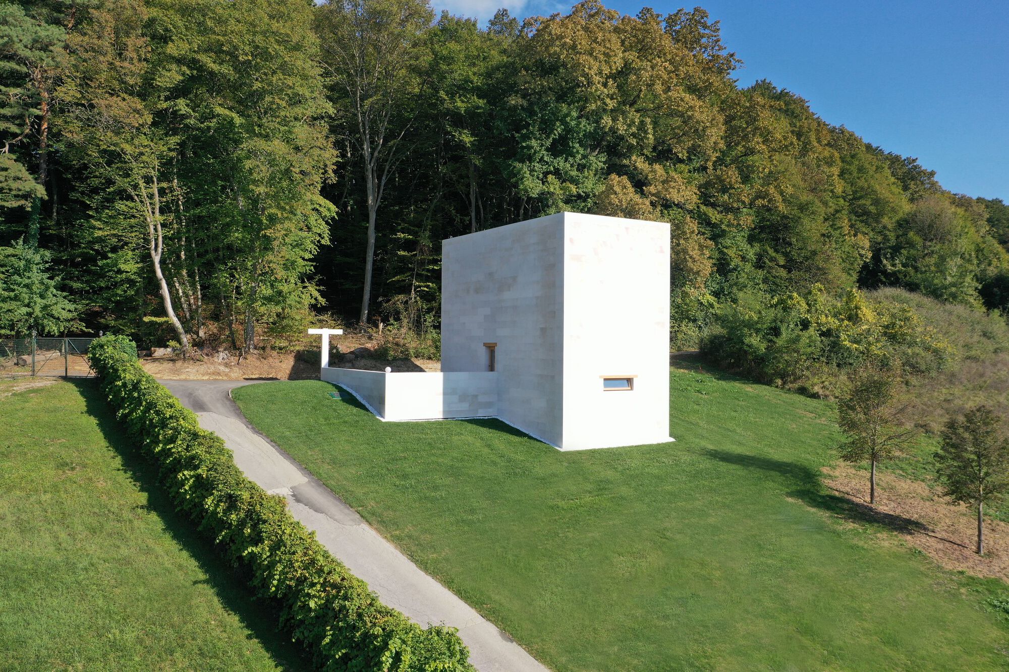 Chapel in Miljana / Álvaro Siza Vieira-38