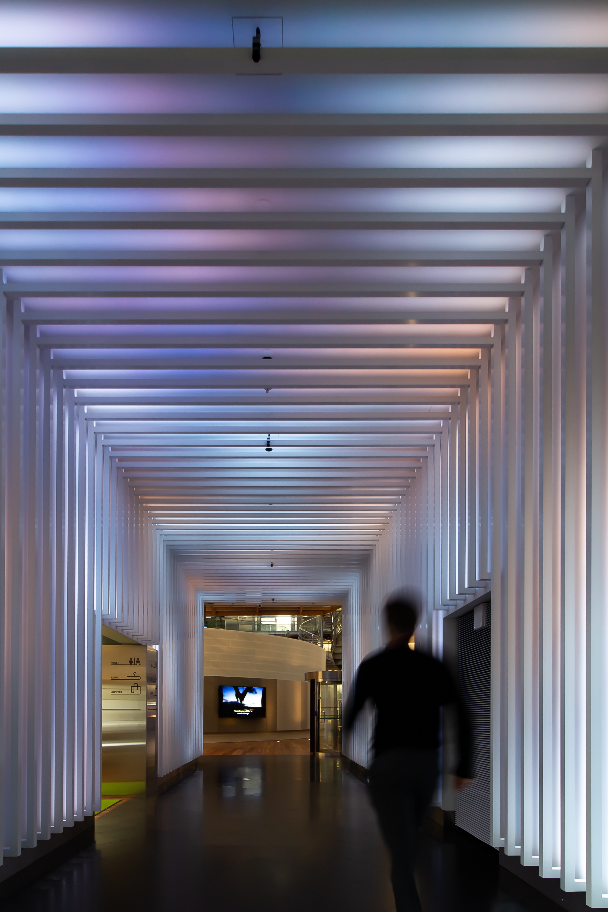 芬兰 FORTUM 办公空间“转变隧道”灯光设计-21