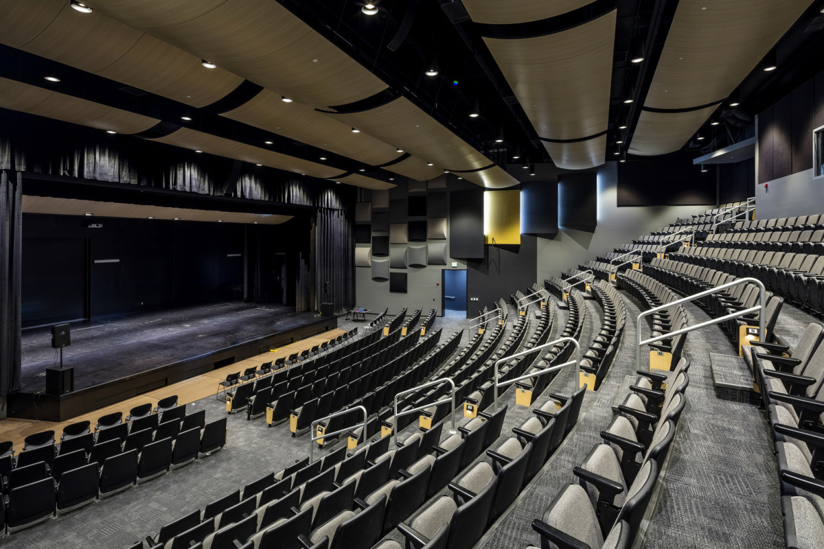 北达科他州百年中学新校区-13