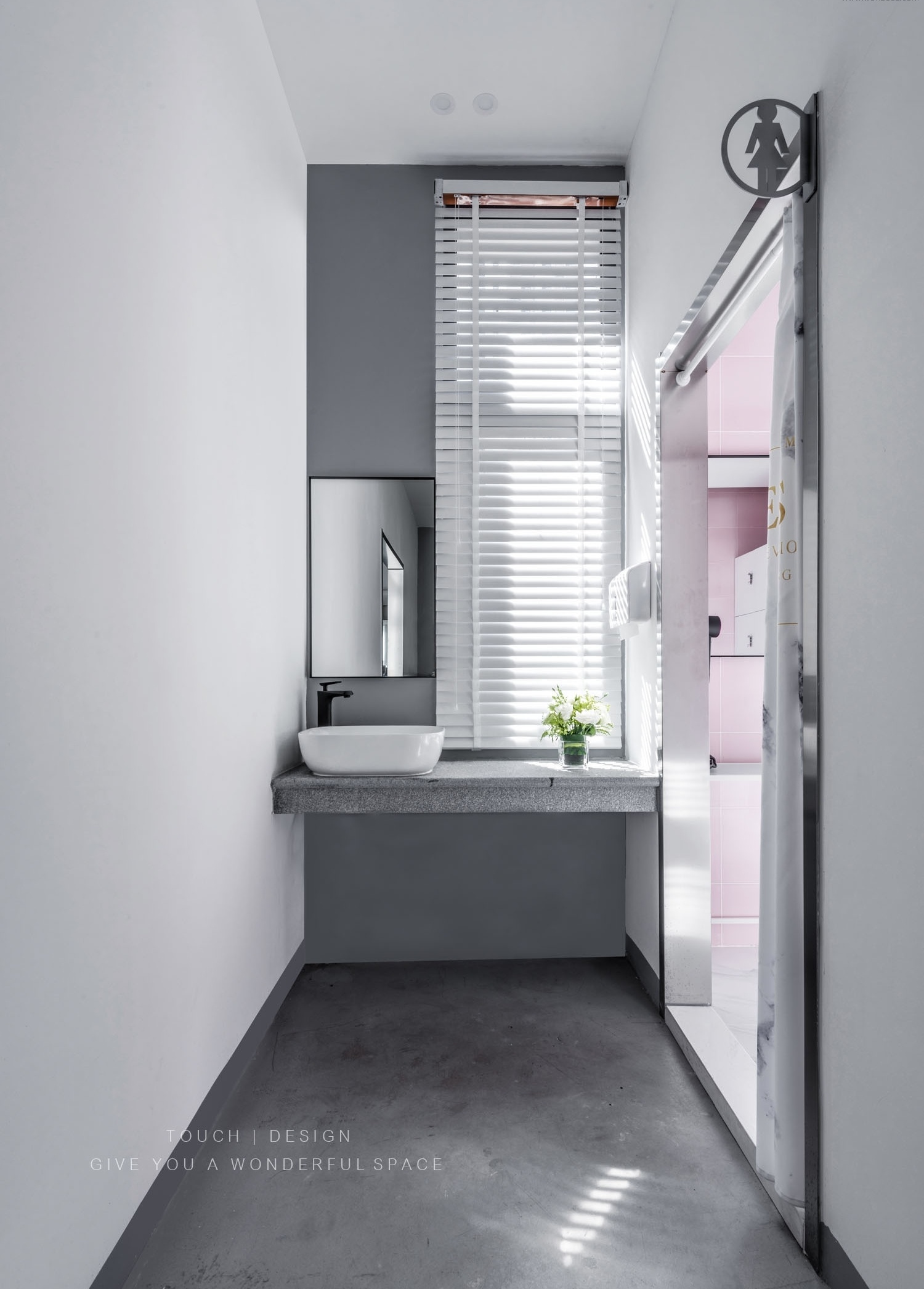 《爱情与灵药》,普拉提-33