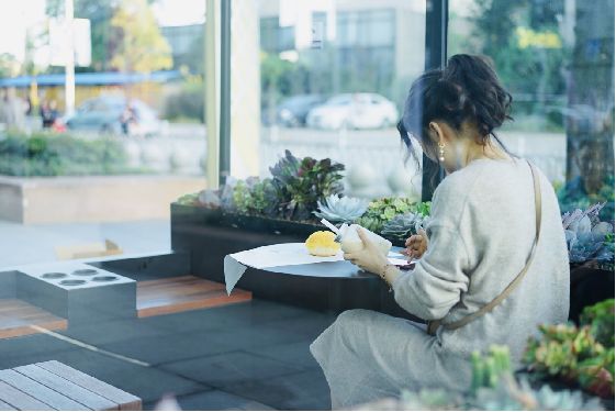 张苏遇 | 欧包与茶饮的复合饮品店的设计魅力-19