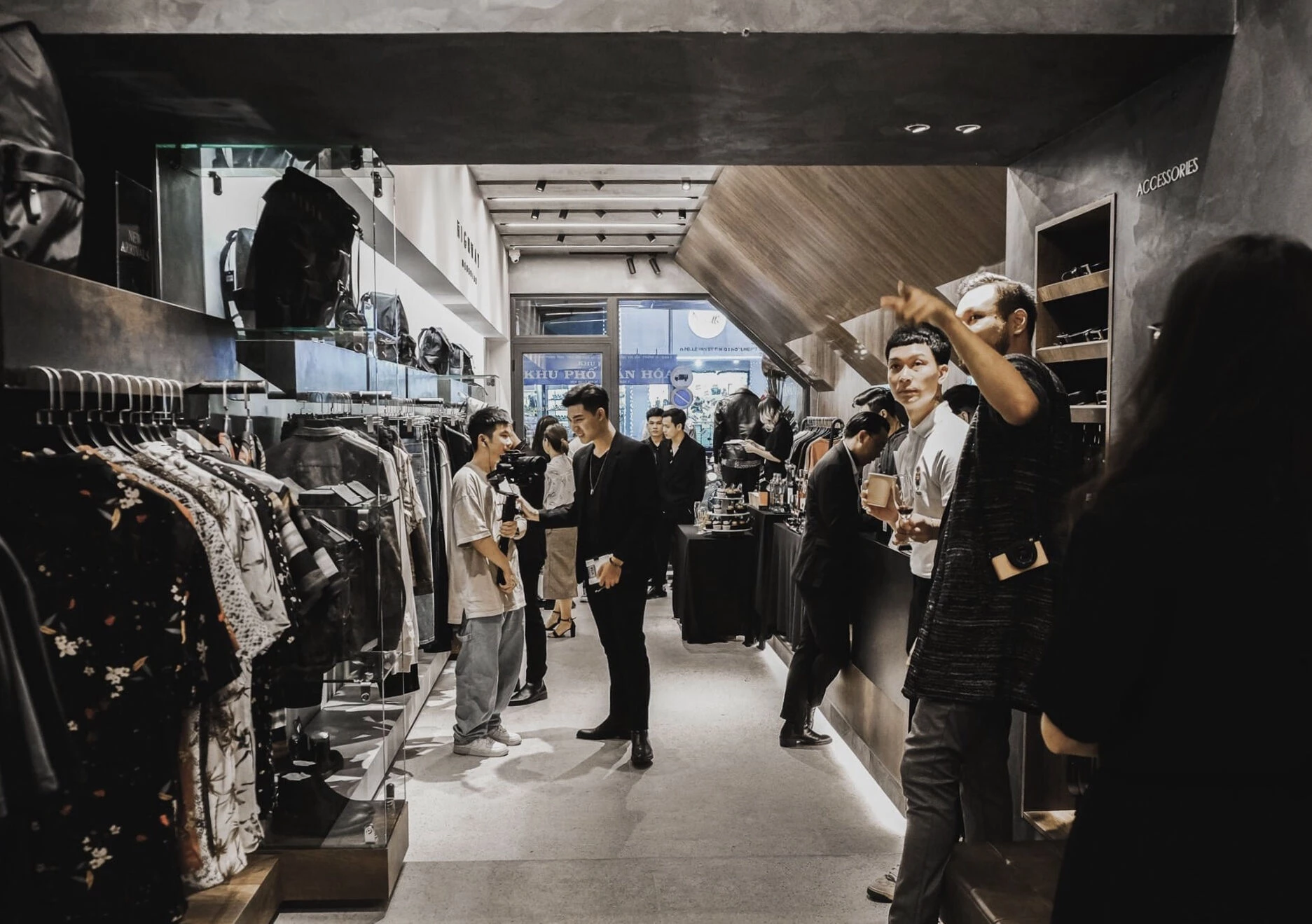 Highway Menswear 旗舰店丨越南胡志明市丨NINARCHITECTS-9
