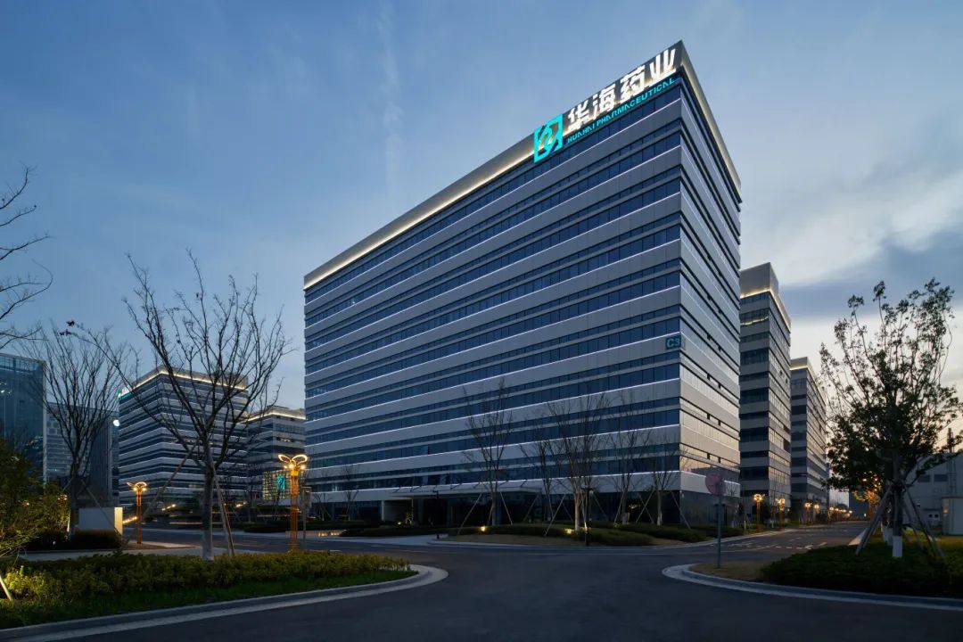 匀光线条灯，为华海药业园区打造简约舒适夜景-18