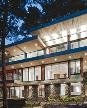 Guatemala 森林中的生态住宅——Corallo House