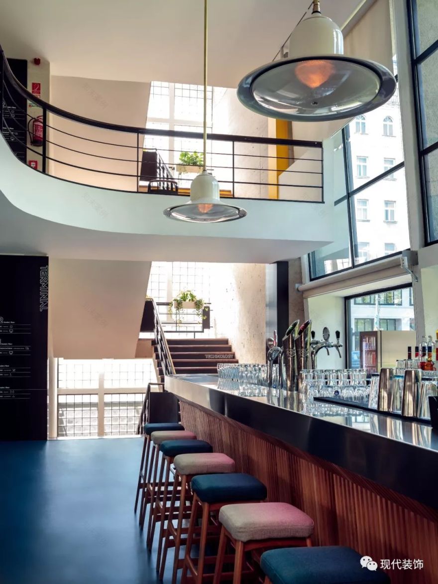 匈牙利布达佩斯 TERMINAL 餐厅 | 复古与现代的完美融合-9