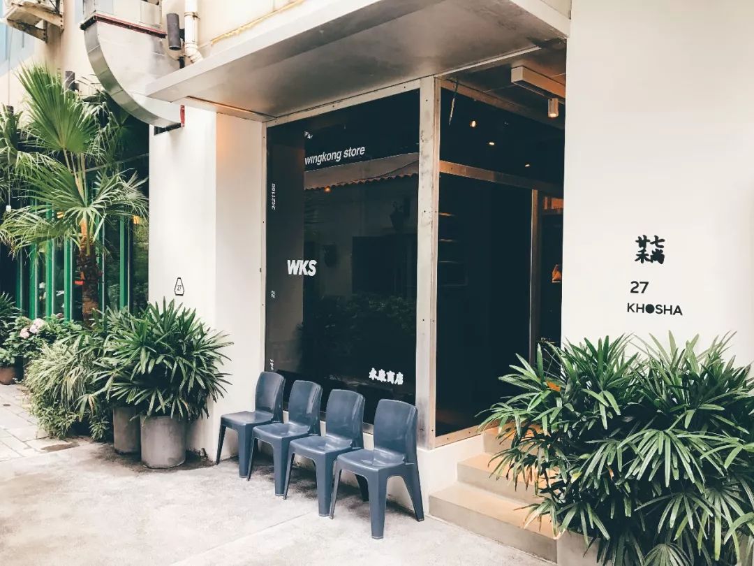 北京隐蔽网红拉面店，清水泥风诠释兰州文化-12