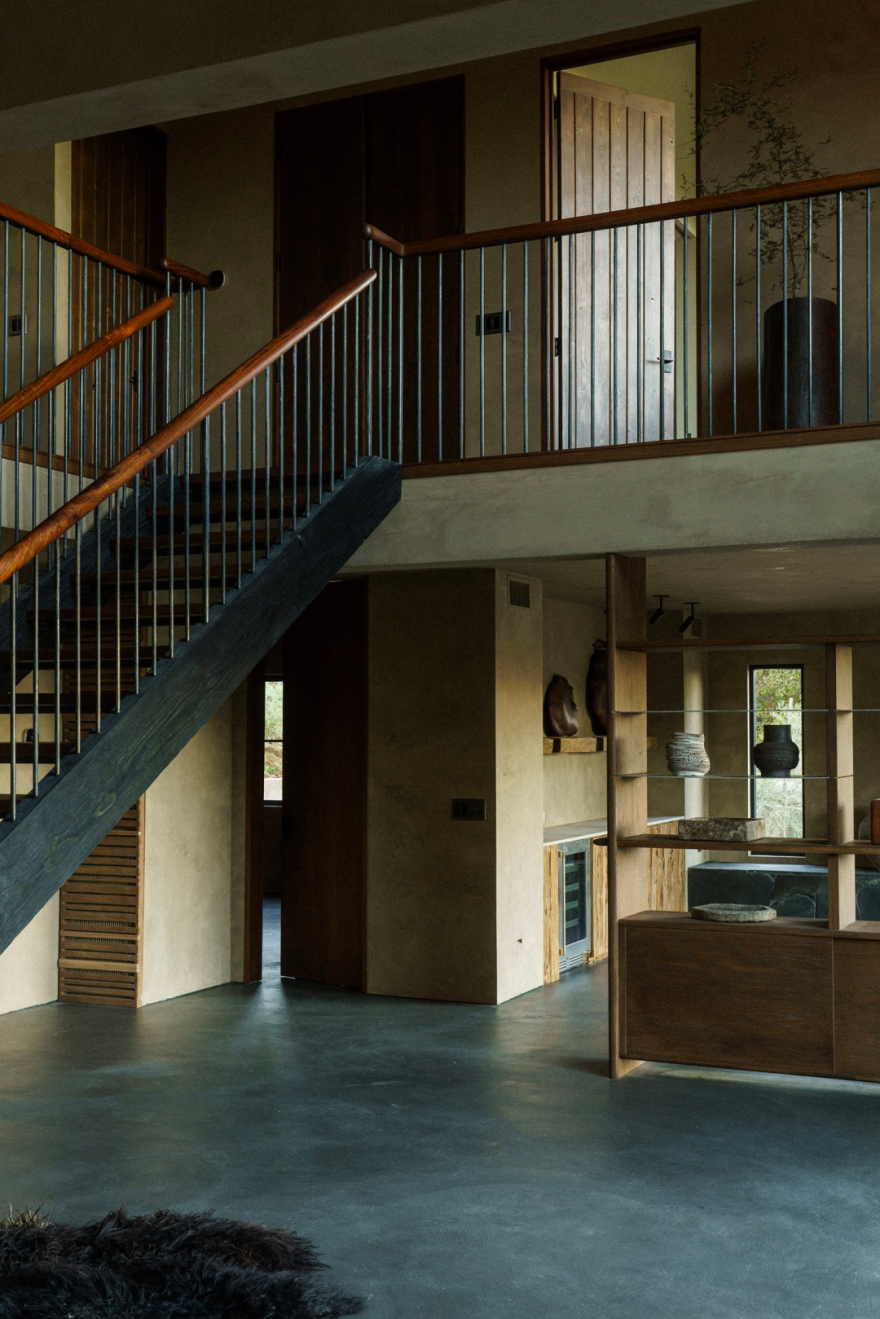 侘寂之墅(Egg House)丨美国纽约丨艺术家夫妇Chad Hagerman和Allison Ochmanek-1