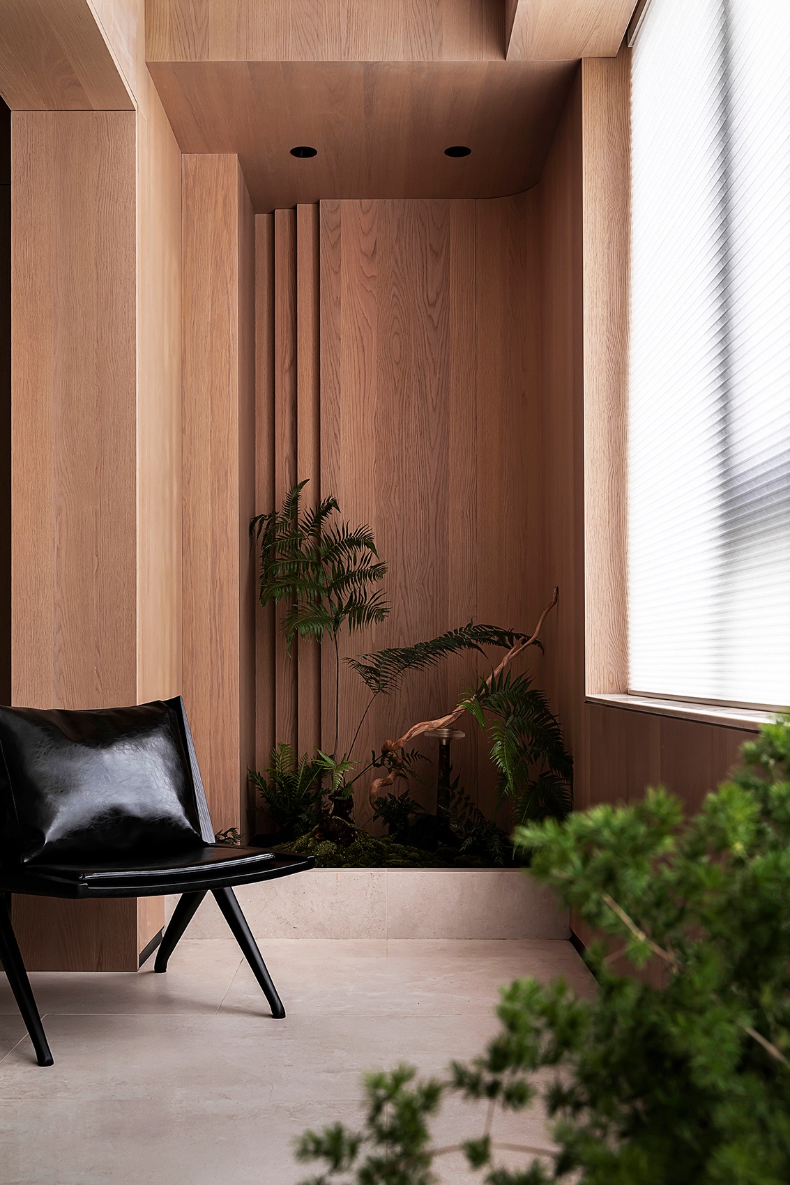 以东方哲思建构 260m2 家的风雅-16